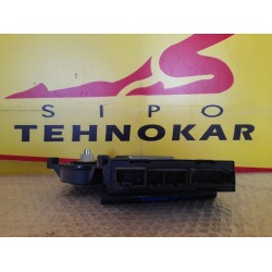 MOTORAS MACARA DREAPTA SPATE VOLKSWAGEN TOUAREG 2002-2011 MOTORAS MACARA DREAPTA SPATE VOLKSWAGEN TOUAREG 2002-2011