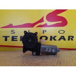 MOTORAS MACARA DREAPTA FATA BMW X5 1999-2006