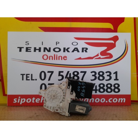 MOTORAS MACARA DREAPTA SPATE VOLKSWAGEN TIGUAN 2007-2016 MOTORAS MACARA DREAPTA SPATE VOLKSWAGEN TIGUAN 2007-2016