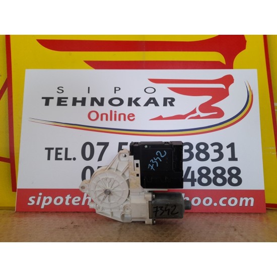 MOTORAS MACARA DREAPTA SPATE AUDI A3 2003-2012 MOTORAS MACARA DREAPTA SPATE AUDI A3 2003-2012