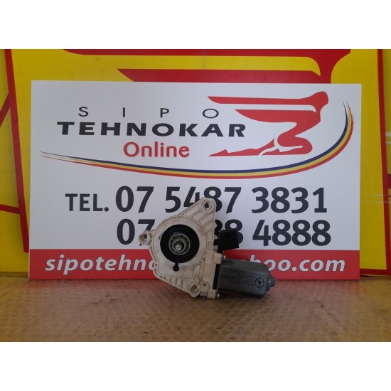 MOTORAS MACARA DREAPTA SPATE MERCEDES CLASA A/B 2004-2011