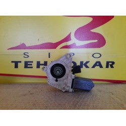MOTORAS MACARA DREAPTA SPATE MERCEDES CLASA A/B 2004-2011 MOTORAS MACARA DREAPTA SPATE MERCEDES CLASA A/B 2004-2011