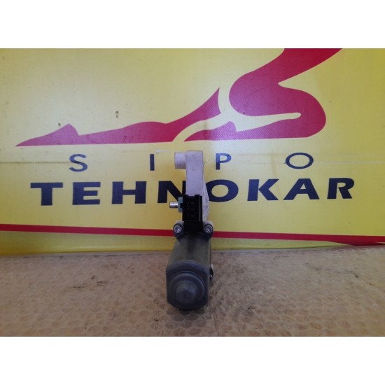 MOTORAS MACARA DREAPTA SPATE MERCEDES CLASA A/B 2004-2011