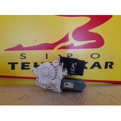 MOTORAS MACARA DREAPTA SPATE VOLKSWAGEN Golf VI 2008-2012 MOTORAS MACARA DREAPTA SPATE VOLKSWAGEN Golf VI 2008-2012