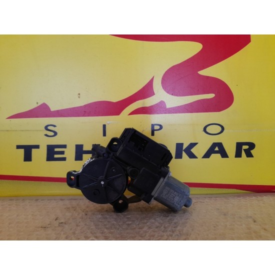 MOTORAS MACARA DREAPTA FATA VOLKSWAGEN POLO 2009-2016 MOTORAS MACARA DREAPTA FATA VOLKSWAGEN POLO 2009-2016