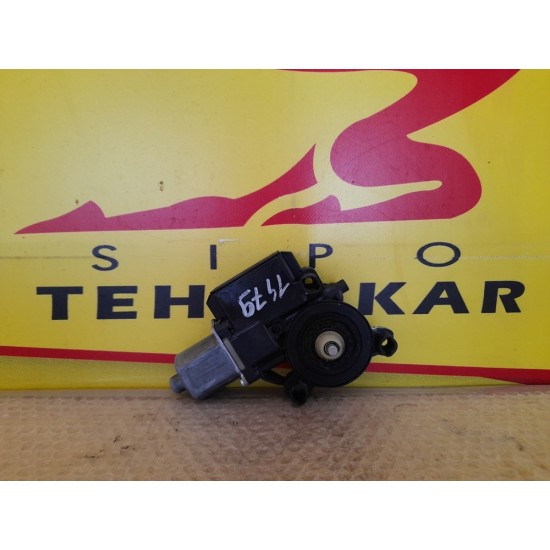MOTORAS MACARA DREAPTA FATA VOLKSWAGEN POLO 2009-2016 MOTORAS MACARA DREAPTA FATA VOLKSWAGEN POLO 2009-2016