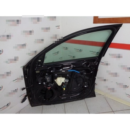 USA FATA DREAPTA AUDI A4 B8 AN 2008-2015! USA FATA DREAPTA AUDI A4 B8 AN 2008-2015!