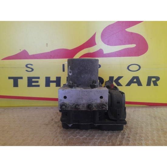 POMPA ABS AUDI A4 1.9 DIESEL 2005 POMPA ABS AUDI A4 1.9 DIESEL 2005