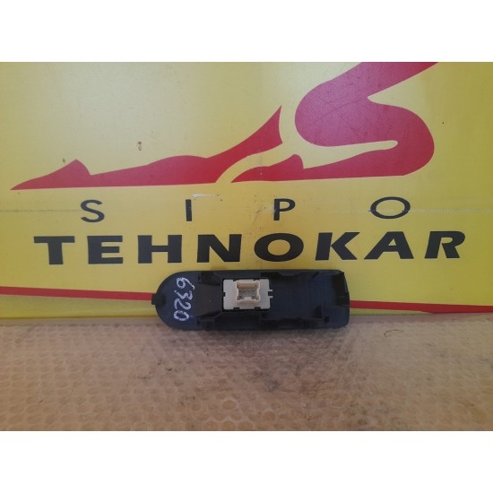 BUTOANE GEAM RENAULT CLIO 2013 BUTOANE GEAM RENAULT CLIO 2013