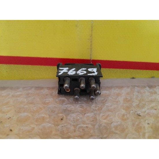 BUTOANE GEAM MERCEDES CLASA S 1979-1991 BUTOANE GEAM MERCEDES CLASA S 1979-1991
