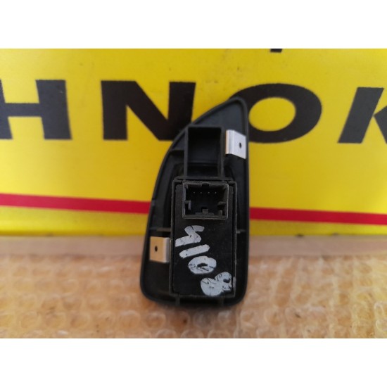 BUTOANE GEAM FIAT BRAVO 2008-2015 BUTOANE GEAM FIAT BRAVO 2008-2015