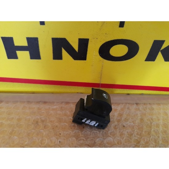 BUTOANE GEAM LANCIA YPSILON 2010-2018 BUTOANE GEAM LANCIA YPSILON 2010-2018