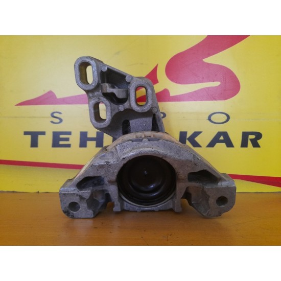 SUPORT MOTOR MERCEDES CLASA A, W176, AN 2012-2018 SUPORT MOTOR MERCEDES CLASA A, W176, AN 2012-2018