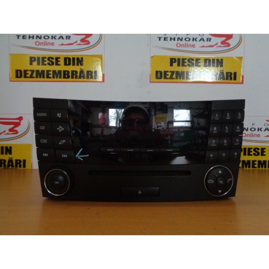 RADIO CD MERCEDES CLASA E W211, AN 2002-2008