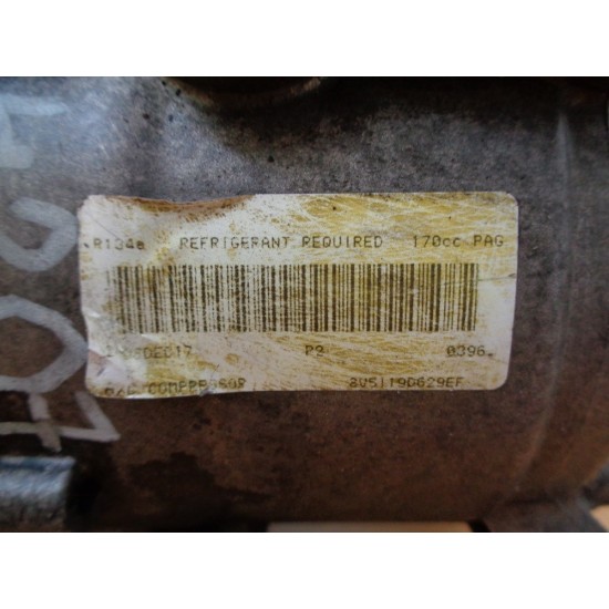 COMPRESOR AC FORD FIESTA 1.2 BENZINA 2009-2015 COMPRESOR AC FORD FIESTA 1.2 BENZINA 2009-2015