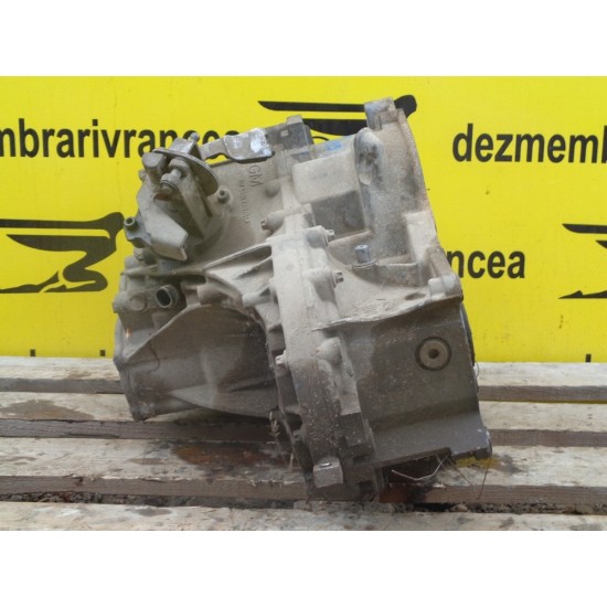 CUTIE VITEZE MANUALA OPEL ASTRA G, 2.0 DIESEL AN 2002 CUTIE VITEZE MANUALA OPEL ASTRA G, 2.0 DIESEL AN 2002