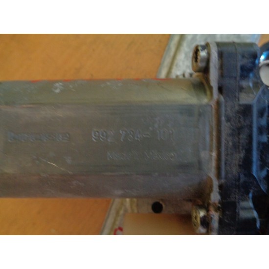 MACARA DREAPTA SPATE ELECTRICA CHRYSLER 300C, AN 2005 MACARA DREAPTA SPATE ELECTRICA CHRYSLER 300C, AN 2005