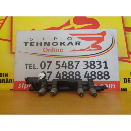 RAMPA INJECTOARE RENAULT CLIO II, 1.2 BENZINA, AN 2002 RAMPA INJECTOARE RENAULT CLIO II, 1.2 BENZINA, AN 2002