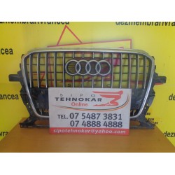 GRILA RADIATOR AUDI Q5 S-LINE OFFROAD, AN 2012-2015 - CU DEFECT