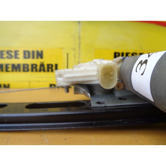 MACARA DREAPTA FATA MERCEDES CLASA A W168, AN 1999-2004 MACARA DREAPTA FATA MERCEDES CLASA A W168, AN 1999-2004