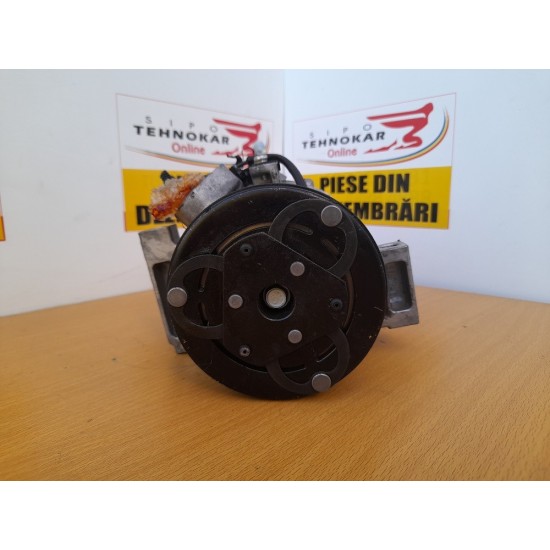 COMPRESOR AC SMART FORTWO 453 1.0 BENZINA AN 2016 COMPRESOR AC SMART FORTWO 453 1.0 BENZINA AN 2016