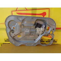 MACARA / PANOU STANGA FATA FORD FOCUS II, AN 2004-2011 - BERLINA MACARA / PANOU STANGA FATA FORD FOCUS II, AN 2004-2011 - BERLINA