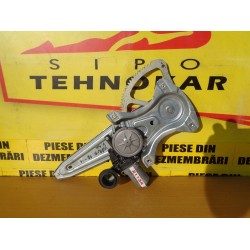 MACARA DREAPTA SPATE TOYOTA YARIS, AN 2012-2016 MACARA DREAPTA SPATE TOYOTA YARIS, AN 2012-2016