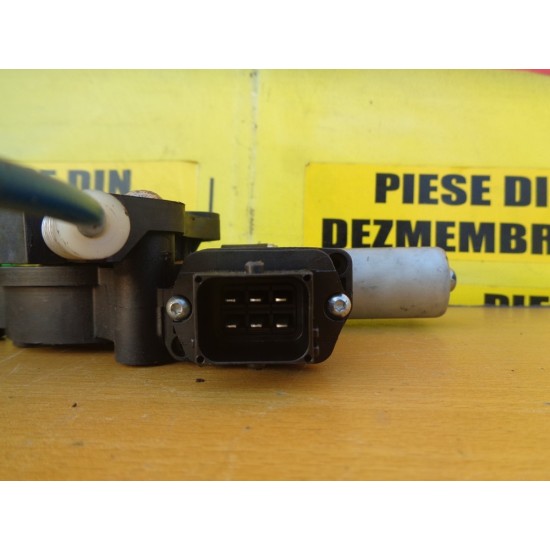 MACARA DREAPTA FATA OPEL CORSA D, AN 2013