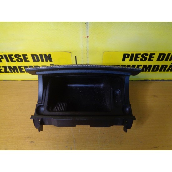 SCRUMIERA MERCEDES CLASA C  W203, AN 2002-2008