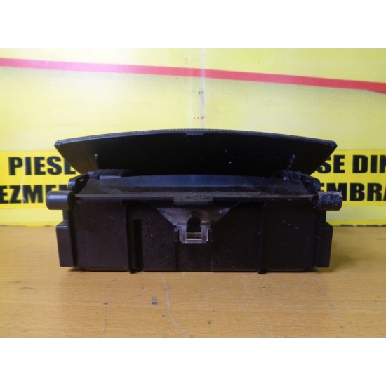 SCRUMIERA MERCEDES CLASA C  W203, AN 2002-2008