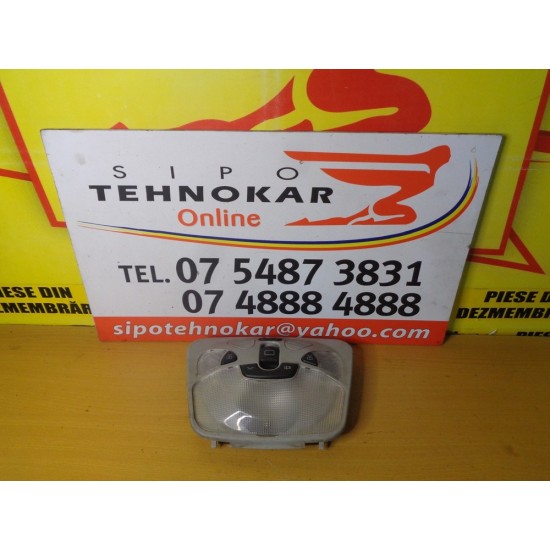 PLAFONIERA MERCEDES CLASA C W203, AN 2002-2008 -  CU TRAPA