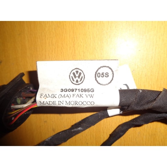 INSTALATIE ELECTRICA SENZOR PARCARE / PROIECTOARE / SENZOR TEMPERATURA VOLKSWAGEN PASSAT B8, AN 2014-2022 INSTALATIE ELECTRICA SENZOR PARCARE / PROIECTOARE / SENZOR TEMPERATURA VOLKSWAGEN PASSAT B8, AN 2014-2022