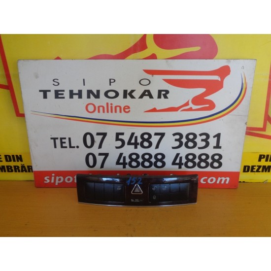 PANOU BUTON AVARII/ ESP/BLOCARE MERCEDES CLASA C W203, AN 2001-2007 PANOU BUTON AVARII/ ESP/BLOCARE MERCEDES CLASA C W203, AN 2001-2007