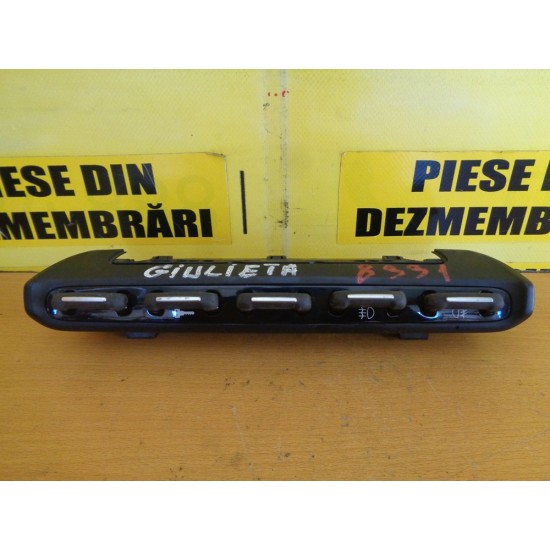 PANOU COMENZI CEATA/ PROIECTOARE/BLOCARE ALFA ROMEO GIULIETTA, AN 2010-2020 PANOU COMENZI CEATA/ PROIECTOARE/BLOCARE ALFA ROMEO GIULIETTA, AN 2010-2020