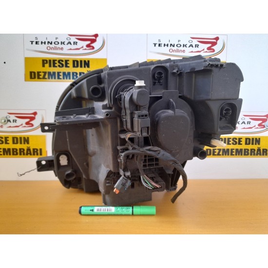 FAR DREAPTA SMART FORTWO 453 CU LED AN 2014-2020 FAR DREAPTA SMART FORTWO 453 CU LED AN 2014-2020