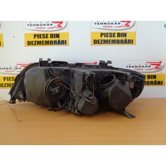 FAR DREAPTA BMW X5 CU XENON AN 1999-2003 FAR DREAPTA BMW X5 CU XENON AN 1999-2003