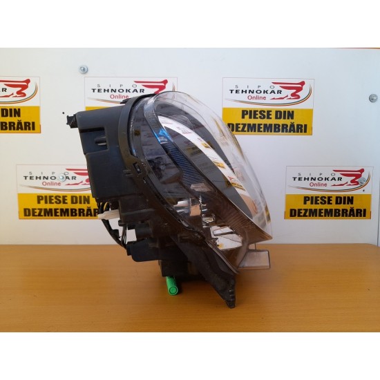 FAR DREAPTA SMART FORTWO 453 CU LED AN 2014-2019 FAR DREAPTA SMART FORTWO 453 CU LED AN 2014-2019
