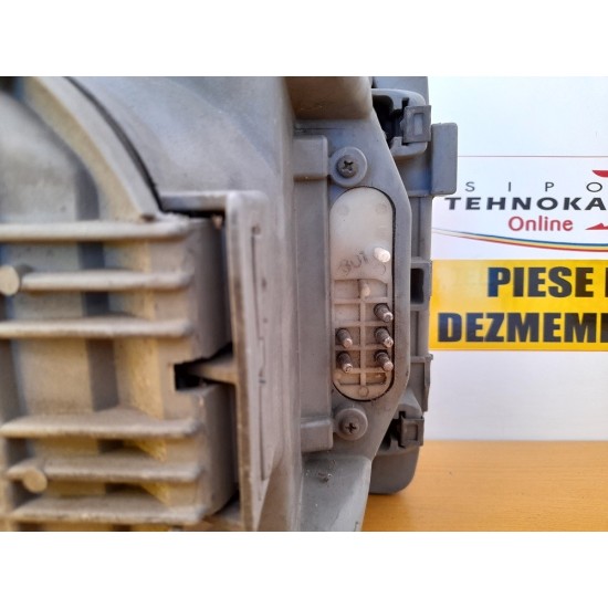 FAR DREAPTA MERCEDES CLASA E AN 1976-1985