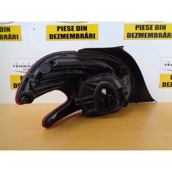 STOP DREAPTA CU LED PEUGEOT 208 AN 2012-2019 STOP DREAPTA CU LED PEUGEOT 208 AN 2012-2019