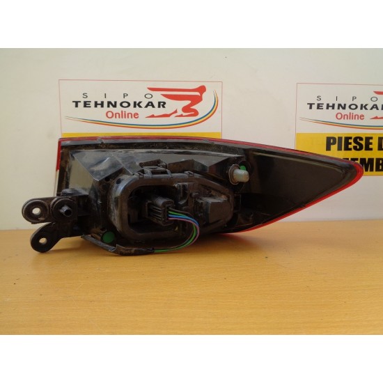 STOP STANGA RENAULT CLIO AN 2012-2016 STOP STANGA RENAULT CLIO AN 2012-2016