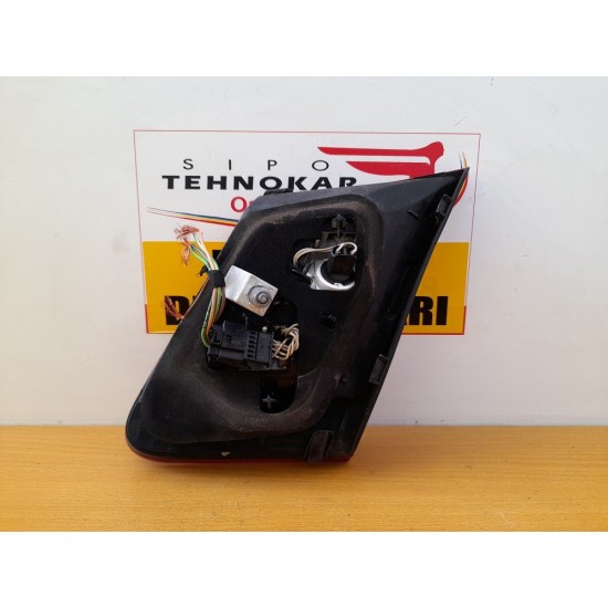 STOP STANGA PE HAION CU LED MERCEDES CLASA E W212 AN 2009-2013