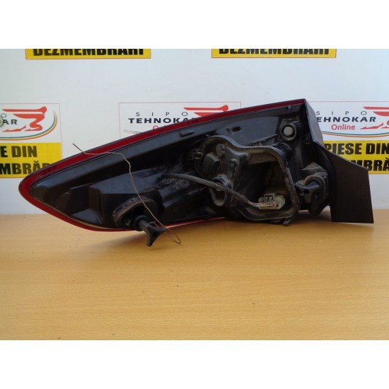 STOP DREAPTA RENAULT MEGANE BREAK AN 2009-2016 STOP DREAPTA RENAULT MEGANE BREAK AN 2009-2016