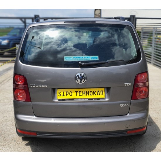 Dezmembram Volkswagen Touran 7 locuri (fabr 2007-2015), 1.9 TDI Dezmembram Volkswagen Touran 7 locuri (fabr 2007-2015), 1.9 TDI