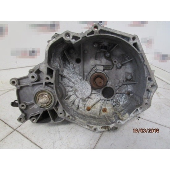 CUTIE 5 VITEZE OPEL MERIVA 1.7 DIESEL 100CP AN 2005-2009 CUTIE 5 VITEZE OPEL MERIVA 1.7 DIESEL 100CP AN 2005-2009