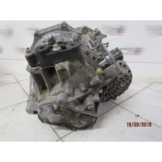 CUTIE 5 VITEZE OPEL MERIVA 1.7 DIESEL 100CP AN 2005-2009 CUTIE 5 VITEZE OPEL MERIVA 1.7 DIESEL 100CP AN 2005-2009