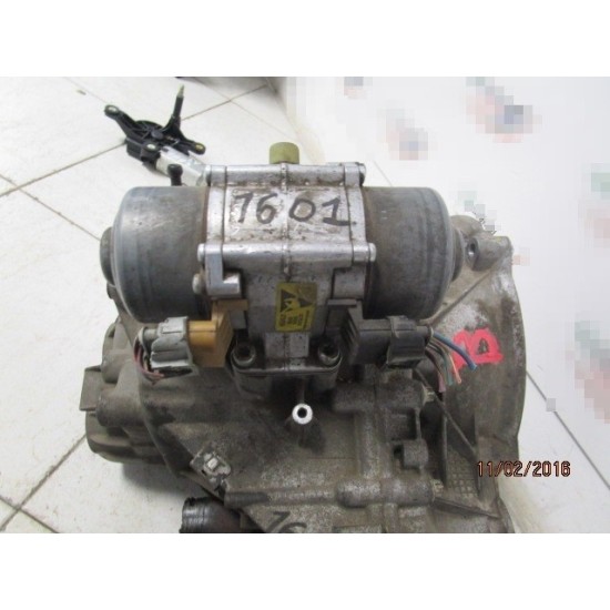 CUTIE VITEZE AUTOMATA SMART FORTWO 1.0 BENZINA AN 2007-2015 CUTIE VITEZE AUTOMATA SMART FORTWO 1.0 BENZINA AN 2007-2015