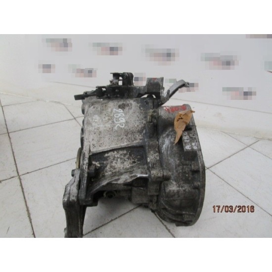 CUTIE 6 VITEZE MERCEDES CLASA A 1.8-2.0 DIESEL AN 2004-2011 CUTIE 6 VITEZE MERCEDES CLASA A 1.8-2.0 DIESEL AN 2004-2011