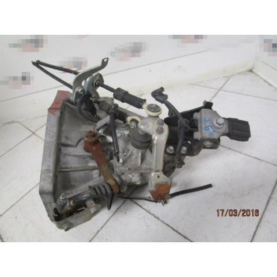 CUTIE 5 VITEZE TOYOTA YARIS 1.0 BENZINA AN 2005-2011 CUTIE 5 VITEZE TOYOTA YARIS 1.0 BENZINA AN 2005-2011