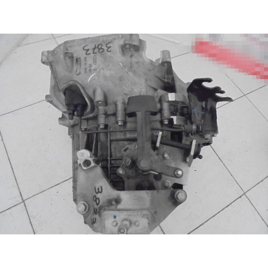 CUTIE 5 VITEZE FORD MONDEO 2.0 BENZINA AN 2007-2014