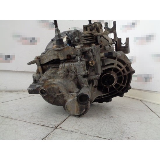 CUTIE 6 VITEZE RENAULT SCENIC 1.9 DIESEL 120 CP AN 2004-2007 CUTIE 6 VITEZE RENAULT SCENIC 1.9 DIESEL 120 CP AN 2004-2007